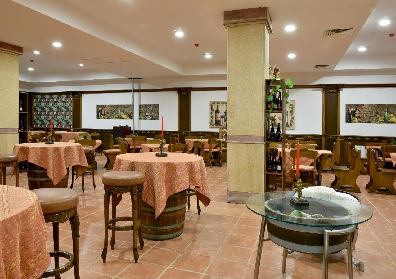 Estreya Residence Hotel And Spa Saints Constantine and Helena Exteriör bild