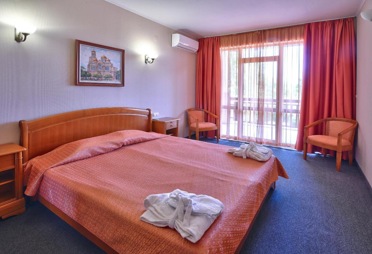 Estreya Residence Hotel And Spa Saints Constantine and Helena Exteriör bild