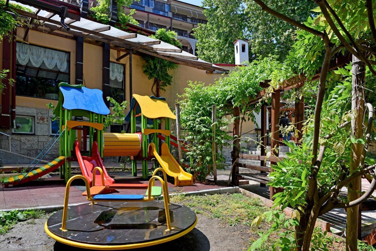 Estreya Residence Hotel And Spa Saints Constantine and Helena Exteriör bild