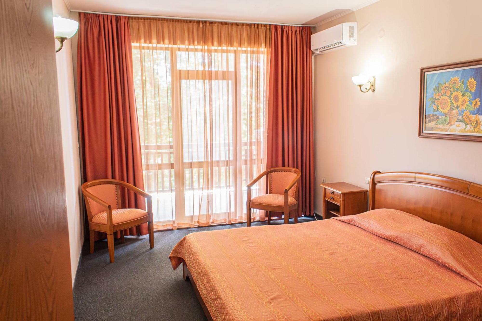 Estreya Residence Hotel And Spa Saints Constantine and Helena Exteriör bild