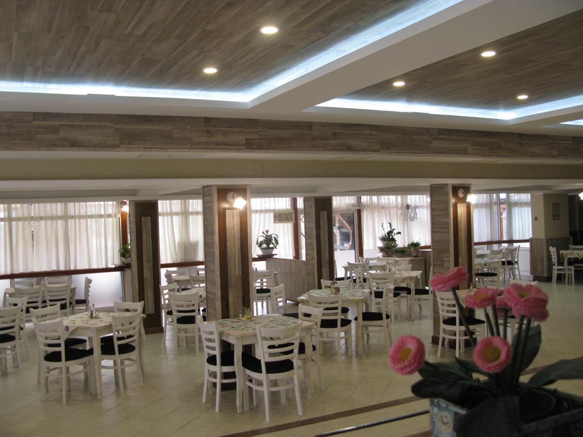 Estreya Residence Hotel And Spa Saints Constantine and Helena Exteriör bild